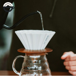 Origami suport din lemn pentru dripper